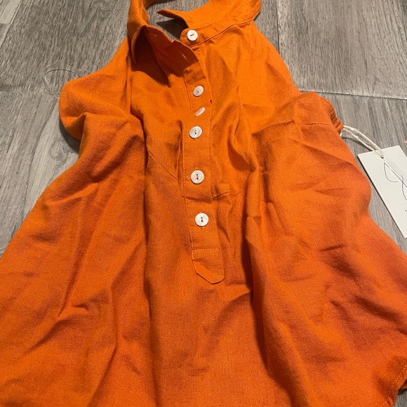 Woman’s size medium halter top/shirt - Picture 2 of 5